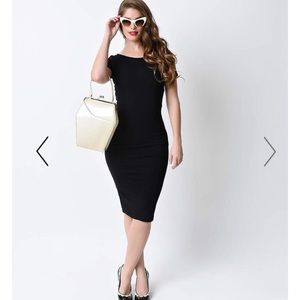 Unique Vintage 60s Mod Little Black Wiggle Dress ✨